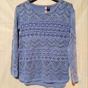 Love By Design EUC Lacy Sweater, Size Small,  Beautiful Silvery Lavender Blue